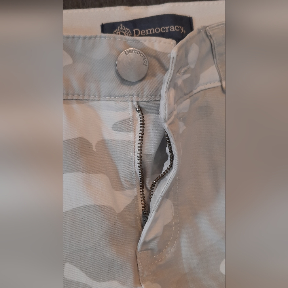 Democracy Camouflage Zip Pants - Picture 5 of 14